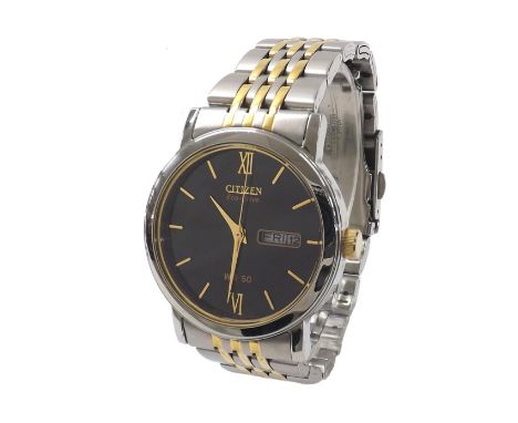 Citizen Eco-Drive WR50 bicolour gentleman's bracelet watch, ref. E101-S031940, black dial, 36mm - Condition Report: - Movemen