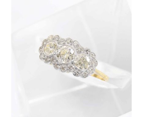 Good 18ct triple cluster diamond boat shaped ring, estimated 1.70ct approx, clarity SI2-I1 , colour I/J , 9mm, 2.6gm, ring si