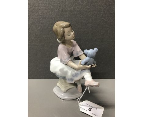 LLADRO FIGURINE 7620 BEST FRIEND AND BOX