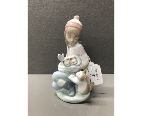 LLADRO FIGURINE 6020 FRIDAYS CHILD