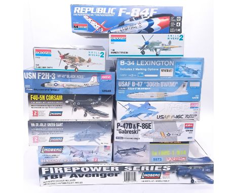 Lindberg, Heller, Academy, Monogram &amp; Dragon, a boxed group of mixed scale military plastic kits. Conditions although not