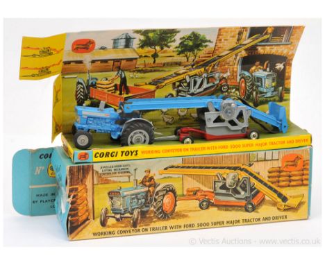 Corgi GS47 Farm Gift Set to include Ford 5000 Super Major Tractor - blue, grey including plastic hubs - Good Plus (does have 