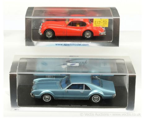 Spark S2113 Jaguar XK140 Coupe 1954 - red body, chrome trim and S2951 Oldsmobile Toronado 1966 - metallic light blue, dark bl