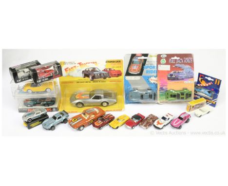 A mixed group of mainly smaller scale and (1/43rd scale) mainly Corvette related models including Zylmex; Marx (Bulldog) Ford