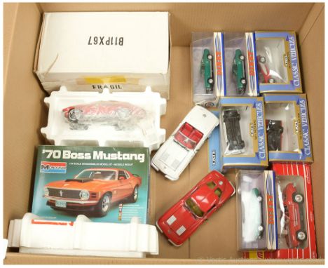 Franklin Mint (approx 1/24th scale) Corvette - red - Mint in Excellent polystyrene packaging, outer plain carded box is Fair 