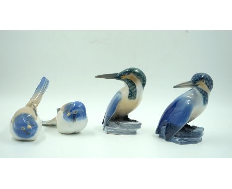 Bing und Groendahl, Dänemark, Unterglasublaues Monogramm Grüne Stempelmarke div Malersignaturen: 2 Eisvögel und Pärchen Blaum