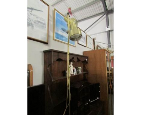 A spotlight standard lamp
