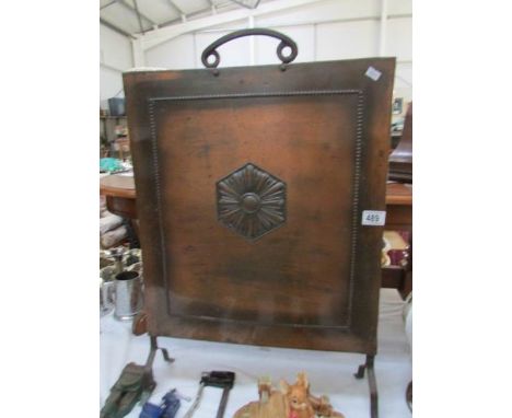 A copperised fire screen