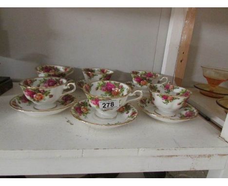 6 Royal Albert old country roses tea cups and saucers, (2nd quality)