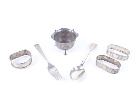 A collection of small silver including a small salt cellar with a shaped border and three feet, Hallmarks for J Sherwood & So