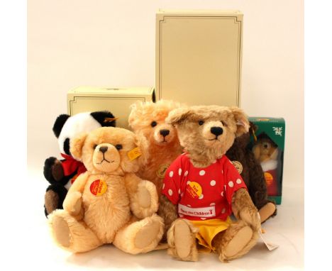 Steiff: A collection of six Steiff bears to comprise: a boxed Steiff 'Classic' teddy bear, apricot mohair, yellow tag to ear,