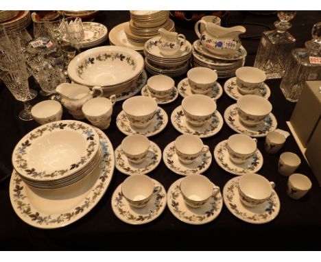 Royal Doulton Burgundy pattern tea coffee and dinner service 