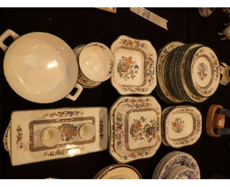 Copeland Spode Chinese Rose dinner service ( thirty five items )