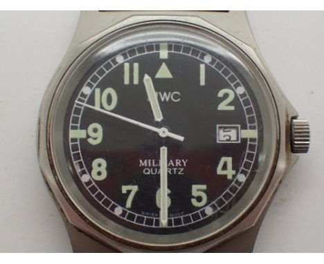 MWC gents military style quartz wristwatch with nylon strap CONDITION REPORT: This item is working at lotting.