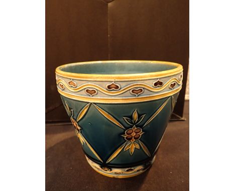 Minton secessionist planter impressed 11889 and stamped RD no 616446 CONDITION REPORT: Chips to base rim H: 15 cm