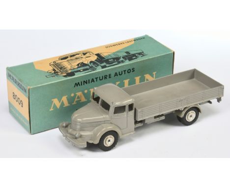 Marklin No.8009 Openback Truck - grey, chrome cast spun hubs - Near Mint in a generally Good Plus carded picture box. 