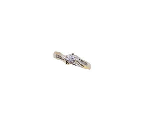 An 18ct gold single stone diamond ring, claw set round brilliant cut diamond, estimated approximate weight 0.30ct, diamond se