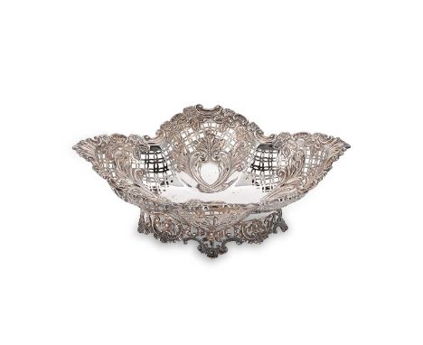 A Victorian silver pierced sweetmeat dish, mark of Mappin &amp; Webb, Sheffield 1900, of quatrefoil lobed form, the sides wit