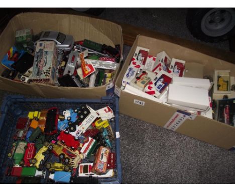 A large lot of mixed diecast including Matchbox, Dinky, Lledo etc in 3 boxes 