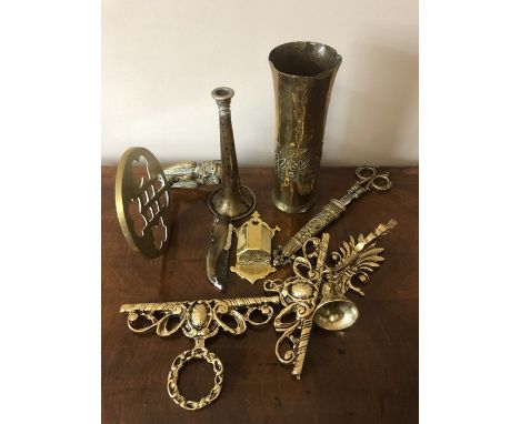 Brass items to include shell case, trivet with owl, bell pull mounts, cased scissors etc, Miller hunting horn and Mallorcan k