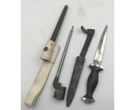 A WW2 era, No.4 MKII* spike bayonet, made by Howard Bullough of Accrington, circa 1942-43. Complete with steel scabbard, and 