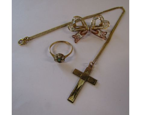 9ct gold cross with chain, bow brooch and seed pearl and turquoise ring - ring size L/M - total weight 6.57g