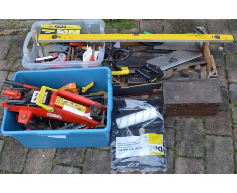 Quantity of hand tools, including saws, planes, spirit level, trolley jack etc