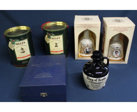 4 commemorative Bell's Scotch Whisky decanters (Christmas 1988 / 1989, 60th Birthday Queen Elizabeth II &amp; Prince Andrew W