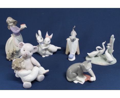 6 Nao figurines (with boxes) - Duck's Group, I Love You and You Love Me, Puppy's Birthday, Kitten Playtime, Kitty's Christmas