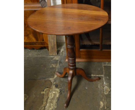Georgian oak tilt top tripod table&nbsp;