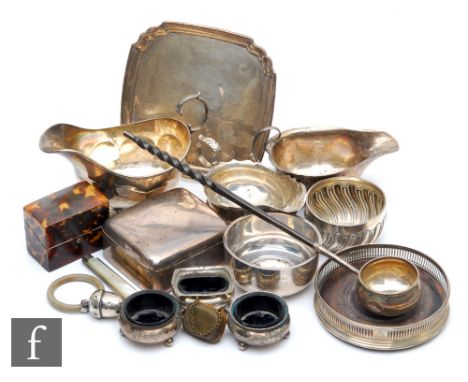 A parcel lot of assorted hallmarked silver items to include sauce boats, sugar basins, card waiter, total weight 20oz, with a