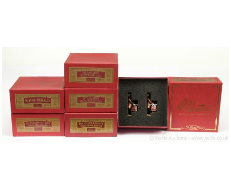 Britains - Delhi Durbar Range, comprising: 3 x Set 40165 - Indian Army Trumpeters, Set 40179 - The Silver Trident Banner of J