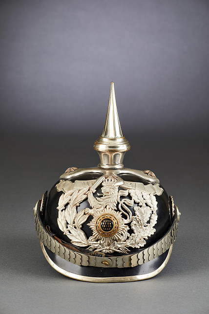 Militaria Deutschland Hessen Hessen Pickelhaube Fur Offiziere Im Leibgarde Infanterie Regt N