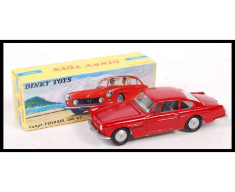 An unusual restored / re-issued precision diecast 1:43 scale Dinky Toys diecast model No. 515 ' Ferrari 250 GT Coupe '. Unusu