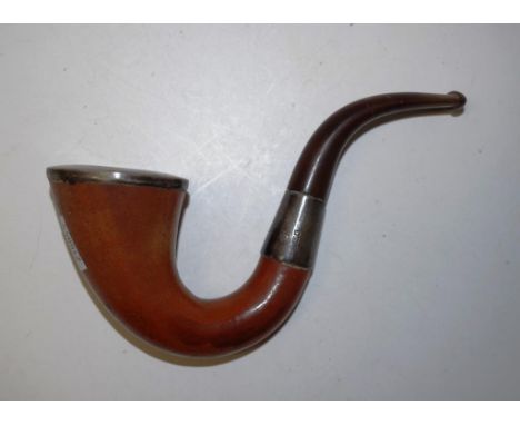 Sherlock Holmes style gourd calabash pipe with silver collar (year mark rubbed), approx 15cm long