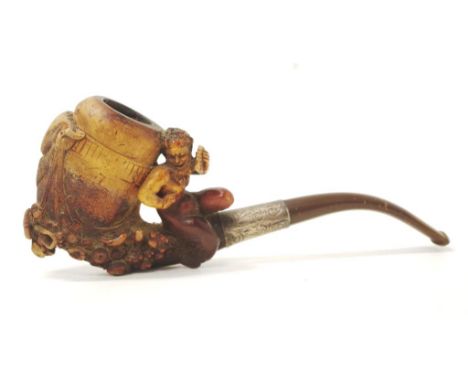 Antique gentleman's pipe with silver collar (not hallmarked), 17.5cm wide approx
