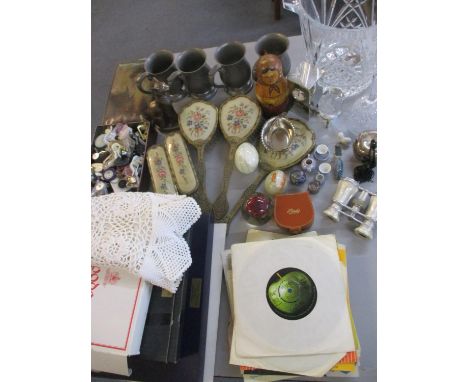 A mixed lot to include Walker &amp; Hall pewter tankards, a presentation cut glass wine bucket, a small quantity of single re