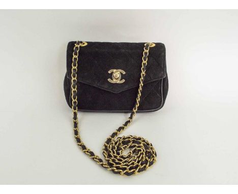 CHANEL VINTAGE SHOULDER/CROSSBODY BAG, iconic diamond quilted black suede with matching leather interior, interwoven leather 
