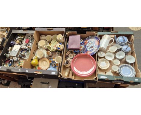 4 boxes of mixed ceramics including Imari wares, Noritake tea ware, Royal Worcester Hyde Park coffee set, vintage Limoges tea