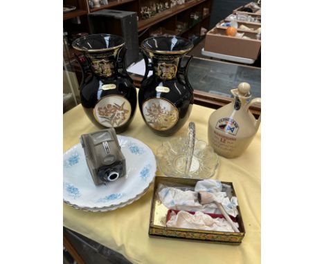A mixed lot comprising Chokin vases, clay pipes, vintage camera, Auchentoshan/Clydebank whisky flask and contents, etc.