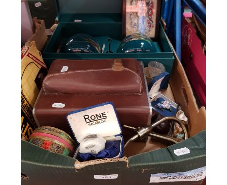 A mixed lot of collectables including Nikon 35mm camera, Chinese tea urns, mother of pearl letter opener, artist's palate kni
