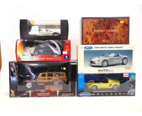 ASSORTED DIECAST MODELScomprising a 1/18 scale Auto Art No.73031, Ford Shelby Cobra Concept; 1/18 scale Welly No.12535, 2003 