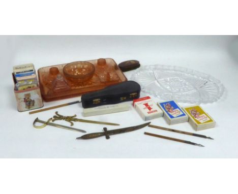 MIXED LOT - TO INCLUDE; AN AMBER GLASS DRESSING TABLE SET, A CLEAR GLASS DRESSING TABLE TRAY, VARIOUS PLAYING CARDS, A MINIAT