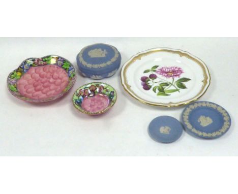 MALING, PINK LUSTRE POTTERY DISH WITH BLACK AND FLORAL PRINTED BORDERS, A SMALLER DISH, A SPODE COLLECTORS PLATE, DECORATED W