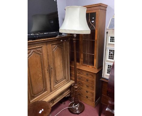 Mahogany Standard Lamp with Acanthus Leaf and Fluted Body on Circular Base.