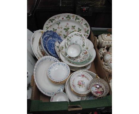Paragon 'Tay San', Royal Albert 'Memory Lane', Minton 'Haddon Hall', Wedgewood 'Wild Strawberry', Spode 'Old Country Roses', 