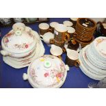 A Copeland Spode part combination service, decorated foliage and flowers, and a Hornsea "Bronte"