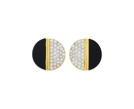 18 kt. yellow and white gold, 64 round diamonds ap. 2.55 cts., ap. 13 dwts. gross.Condition Report:Diamonds: G-H-VS.   Black 