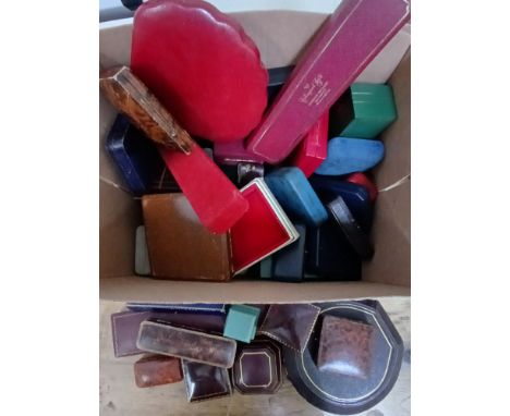 A box of antique and vintage jewellery boxes. 