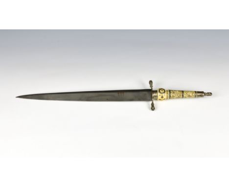 Weaponry - A fine and rare English Ceremonial plug bayonet circa 1690, believed to be for an Army Officer, with fine silver p